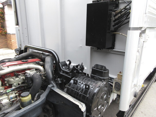 日野デュトロアルミウイング小型（2t・3t）[写真35]