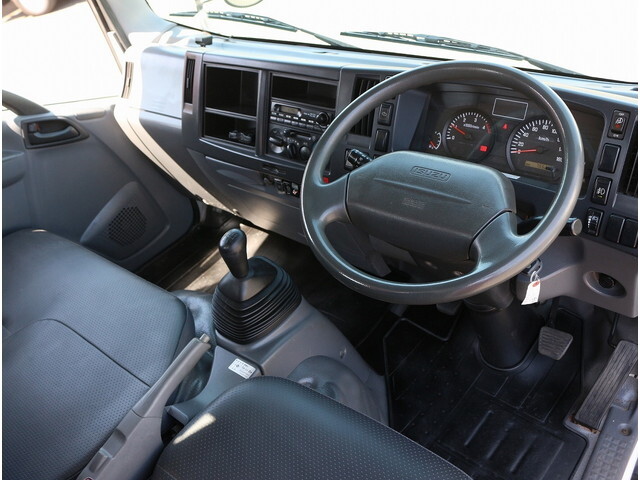 いすゞエルフクレーン3段小型（2t・3t）[写真22]