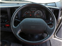 いすゞエルフクレーン3段小型（2t・3t）[写真26]