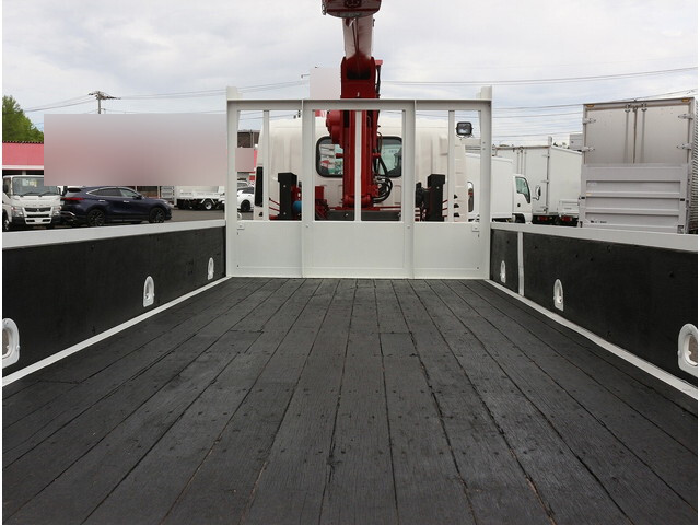 いすゞエルフクレーン3段小型（2t・3t）[写真09]