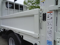 三菱ふそうキャンターダブルキャブ（Wキャブ）小型（2t・3t）[写真19]