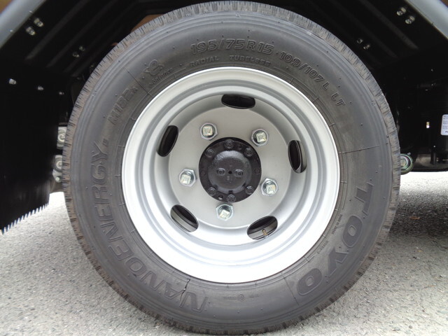 三菱ふそうキャンターダブルキャブ（Wキャブ）小型（2t・3t）[写真27]