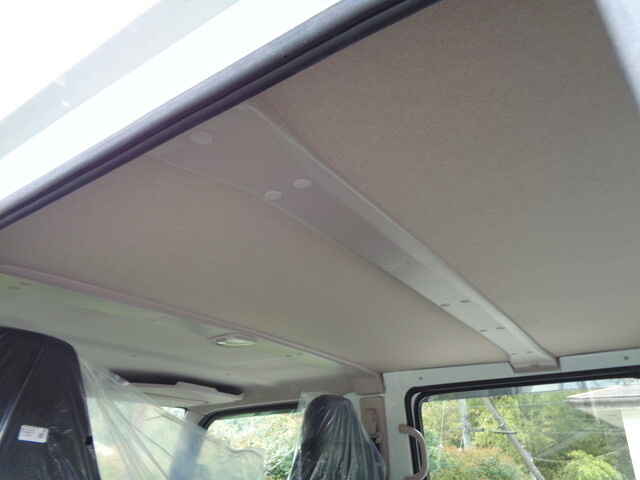 三菱ふそうキャンターダブルキャブ（Wキャブ）小型（2t・3t）[写真34]