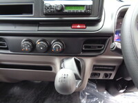 三菱ふそうキャンターダブルキャブ（Wキャブ）小型（2t・3t）[写真37]