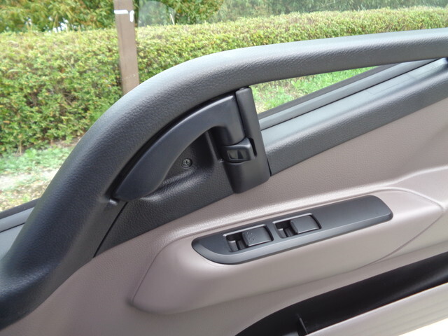 三菱ふそうキャンターダブルキャブ（Wキャブ）小型（2t・3t）[写真40]