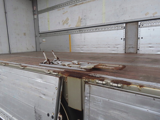 その他のメーカーその他の車種ウイングトレーラー大型（10t）[写真11]