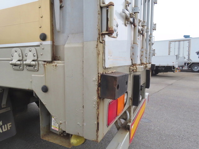 その他のメーカーその他の車種ウイングトレーラー大型（10t）[写真25]