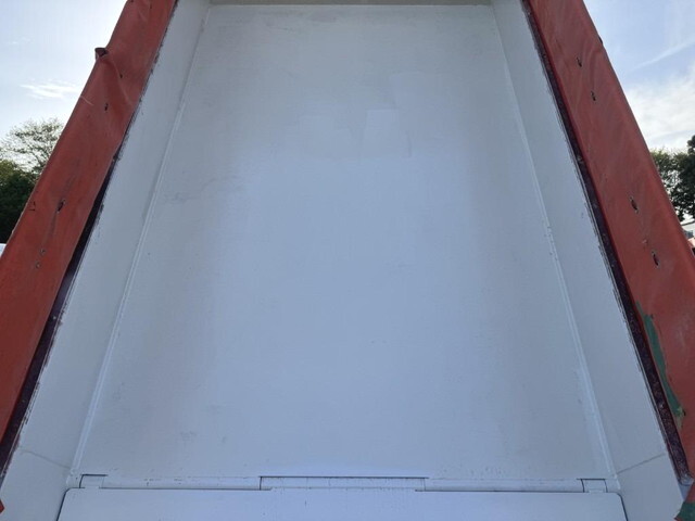 いすゞフォワードダンプ中型（4t）[写真20]