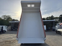 いすゞフォワードダンプ中型（4t）[写真28]