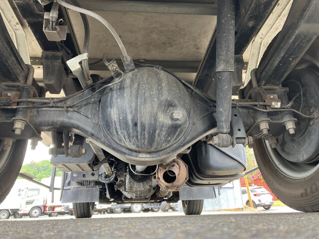 いすゞエルフ冷凍車（冷蔵車）小型（2t・3t）[写真25]