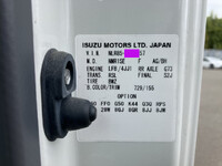 いすゞエルフ冷凍車（冷蔵車）小型（2t・3t）[写真40]