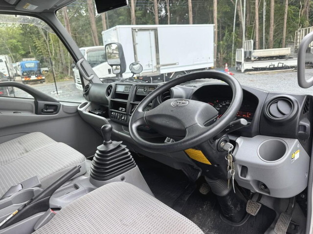 トヨタダイナ冷凍車（冷蔵車）小型（2t・3t）[写真14]