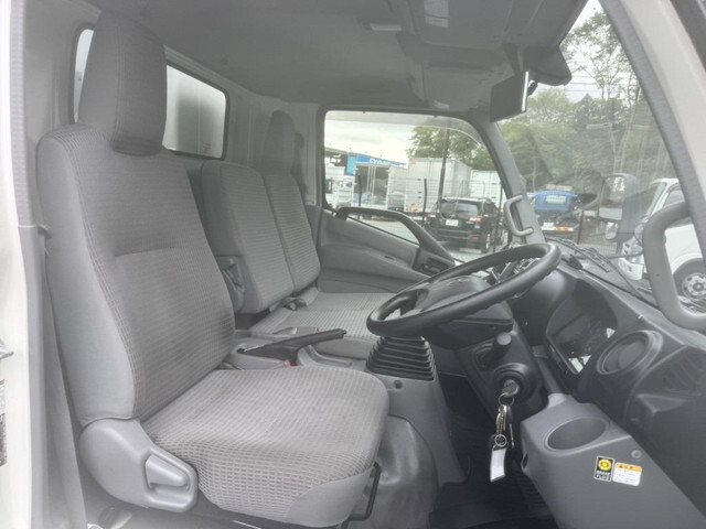 トヨタダイナ冷凍車（冷蔵車）小型（2t・3t）[写真24]