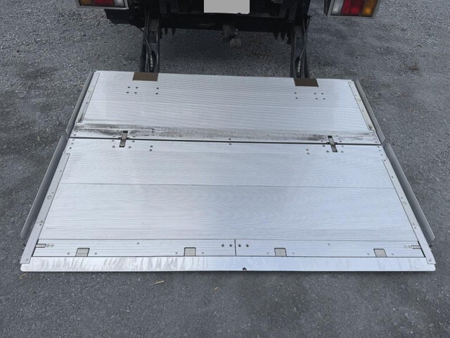 トヨタダイナ冷凍車（冷蔵車）小型（2t・3t）[写真08]