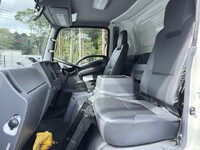 いすゞエルフ保冷バン小型（2t・3t）[写真11]