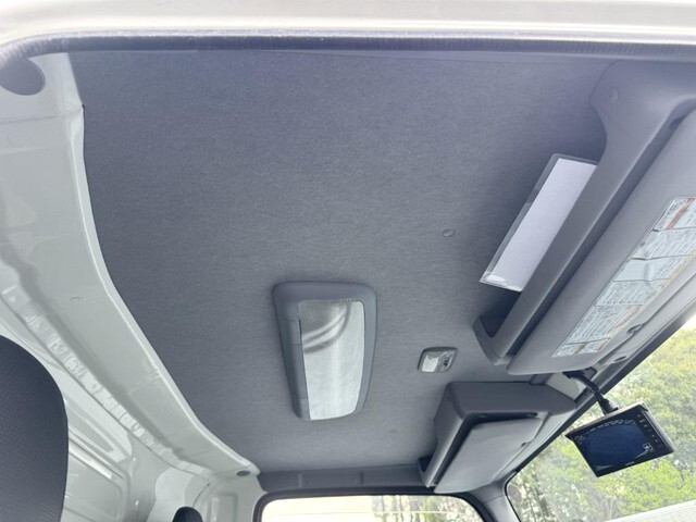 いすゞエルフ保冷バン小型（2t・3t）[写真11]