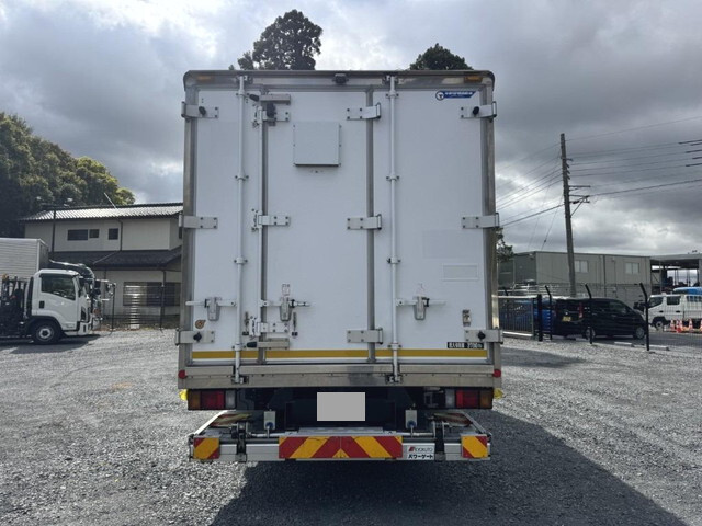 いすゞエルフ保冷バン小型（2t・3t）[写真24]