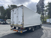 いすゞエルフ保冷バン小型（2t・3t）[写真02]