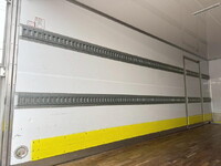 いすゞエルフ保冷バン小型（2t・3t）[写真35]