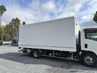 いすゞエルフ保冷バン小型（2t・3t）[写真07]