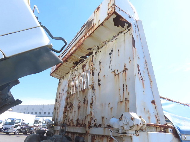 日野レンジャーダンプ中型（4t）[写真27]