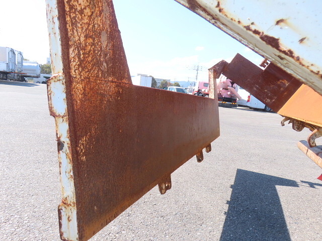 日野レンジャーダンプ中型（4t）[写真28]