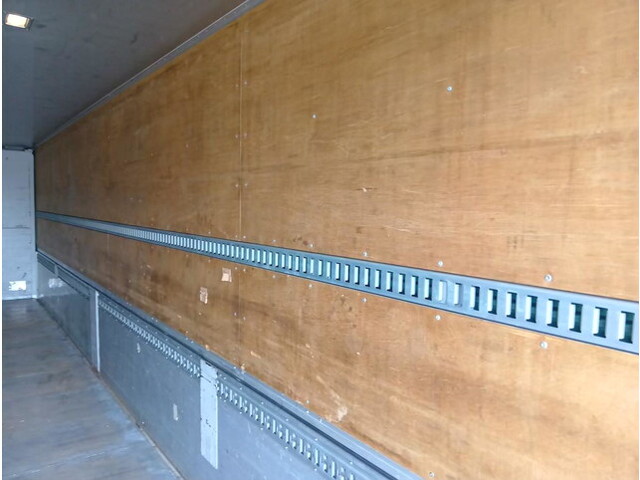 日野プロフィアアルミウイング大型（10t）[写真10]