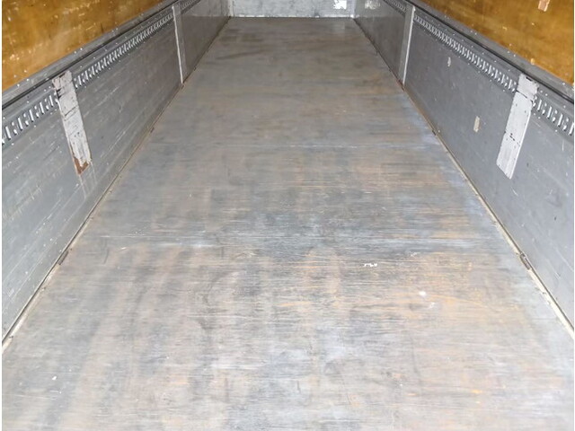 日野プロフィアアルミウイング大型（10t）[写真11]