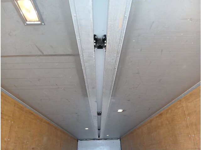 日野プロフィアアルミウイング大型（10t）[写真12]