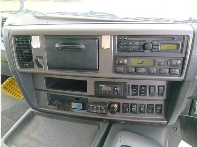 日野プロフィアアルミウイング大型（10t）[写真22]