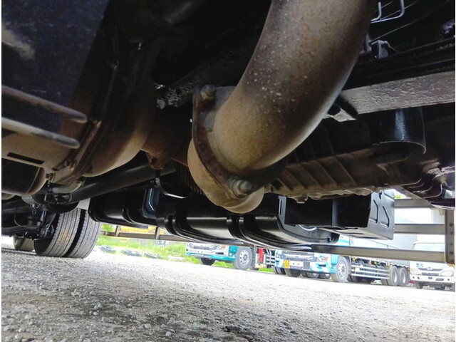 日野プロフィアアルミウイング大型（10t）[写真34]