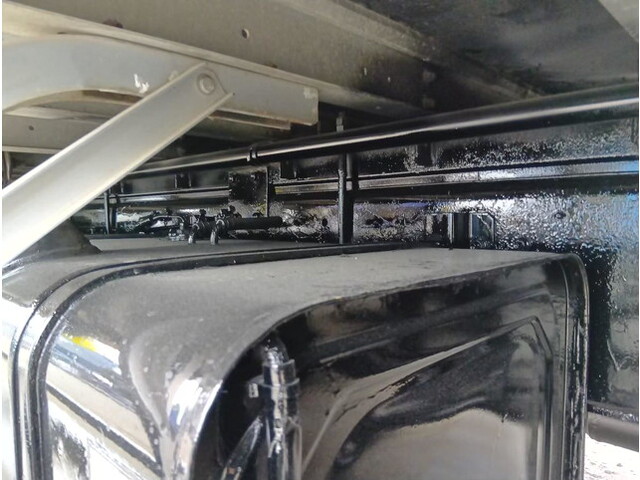 日野プロフィアアルミウイング大型（10t）[写真38]