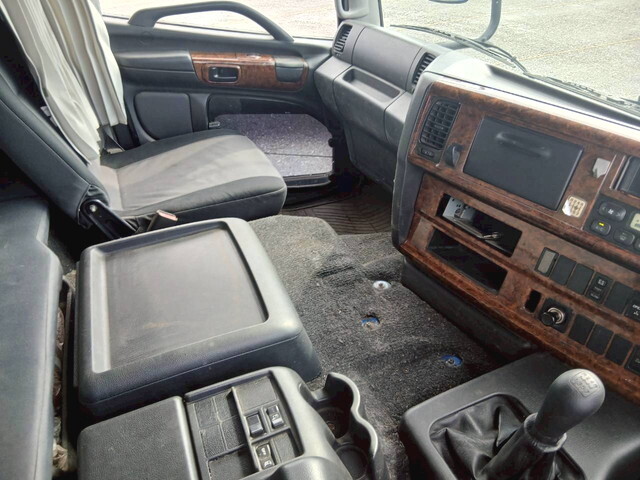 日野プロフィアスクラップ運搬車大型（10t）[写真23]