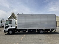 いすゞフォワードアルミバン中型（4t）[写真06]