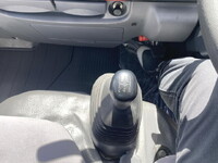 いすゞエルフ平ボディ小型（2t・3t）[写真11]