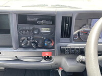 いすゞエルフ平ボディ小型（2t・3t）[写真12]