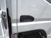 三菱ふそうキャンター平ボディ小型（2t・3t）[写真17]