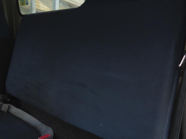 三菱ふそうキャンター平ボディ小型（2t・3t）[写真24]