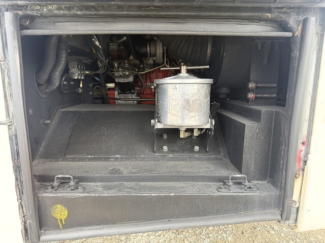 日野ブルーリボンバス[写真08]