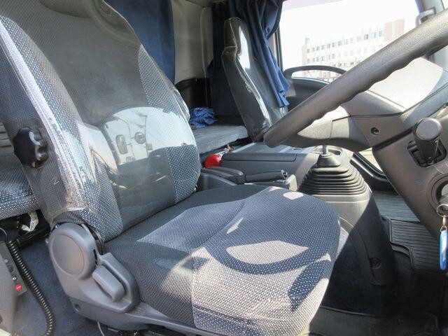 UDトラックスコンドルアルミウイング中型（4t）[写真32]