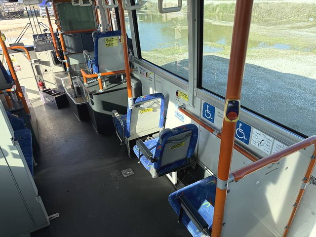 三菱ふそうエアロミディバス[写真33]