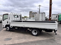 いすゞエルフ平ボディ小型（2t・3t）[写真07]