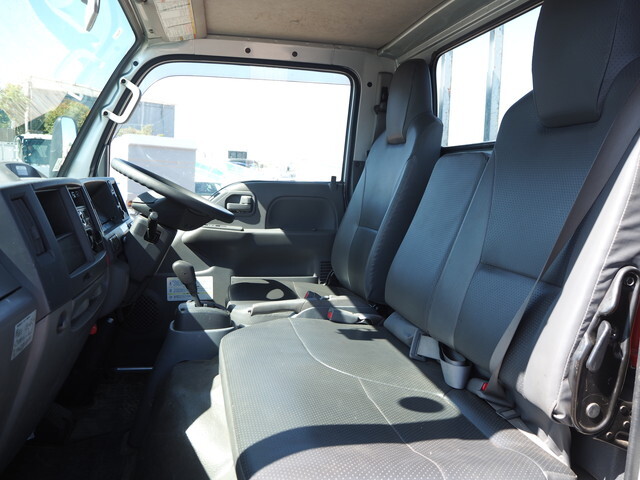 いすゞエルフ平ボディ小型（2t・3t）[写真29]