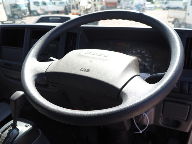 いすゞエルフ平ボディ小型（2t・3t）[写真33]