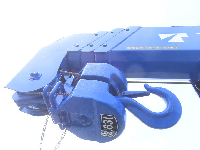 三菱ふそうキャンタークレーン4段小型（2t・3t）[写真31]