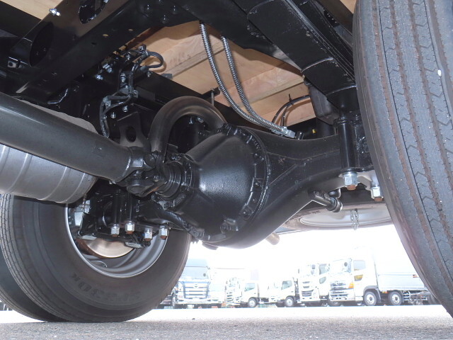 三菱ふそうキャンタークレーン4段小型（2t・3t）[写真09]