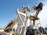 いすゞフォワード穴掘建柱車中型（4t）[写真21]