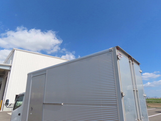 日野デュトロアルミバン小型（2t・3t）[写真33]