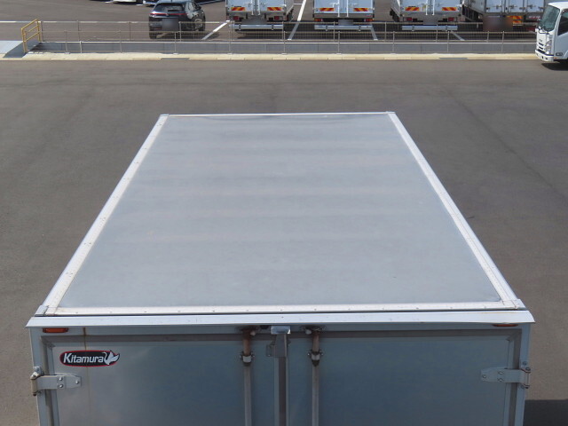 日野デュトロアルミバン小型（2t・3t）[写真08]