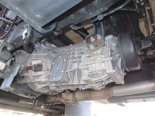 日野デュトロアルミバン小型（2t・3t）[写真09]